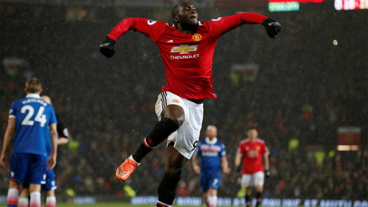 Lukaku celebrates