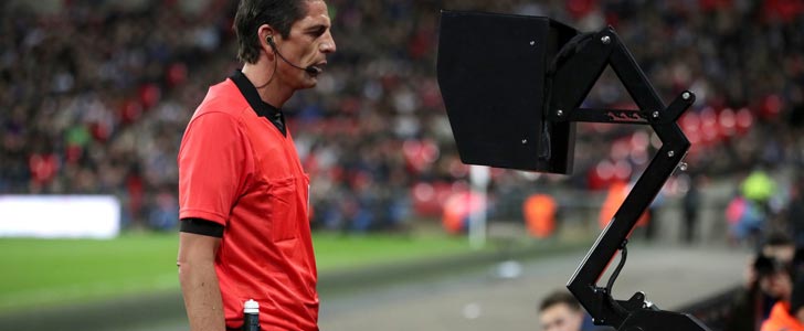 VAR.jpg VAR.jpg