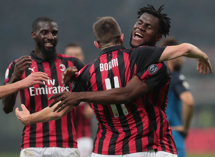 Franck Kessie in action for AC Milan.