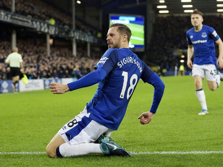 Gylfi Sigurdsson in action for Everton