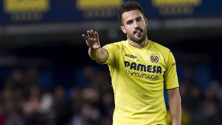 Mario Gaspar in action for Villarreal