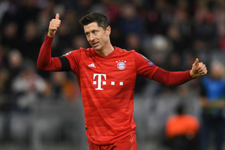 Robert Lewandowski in action for Bayern